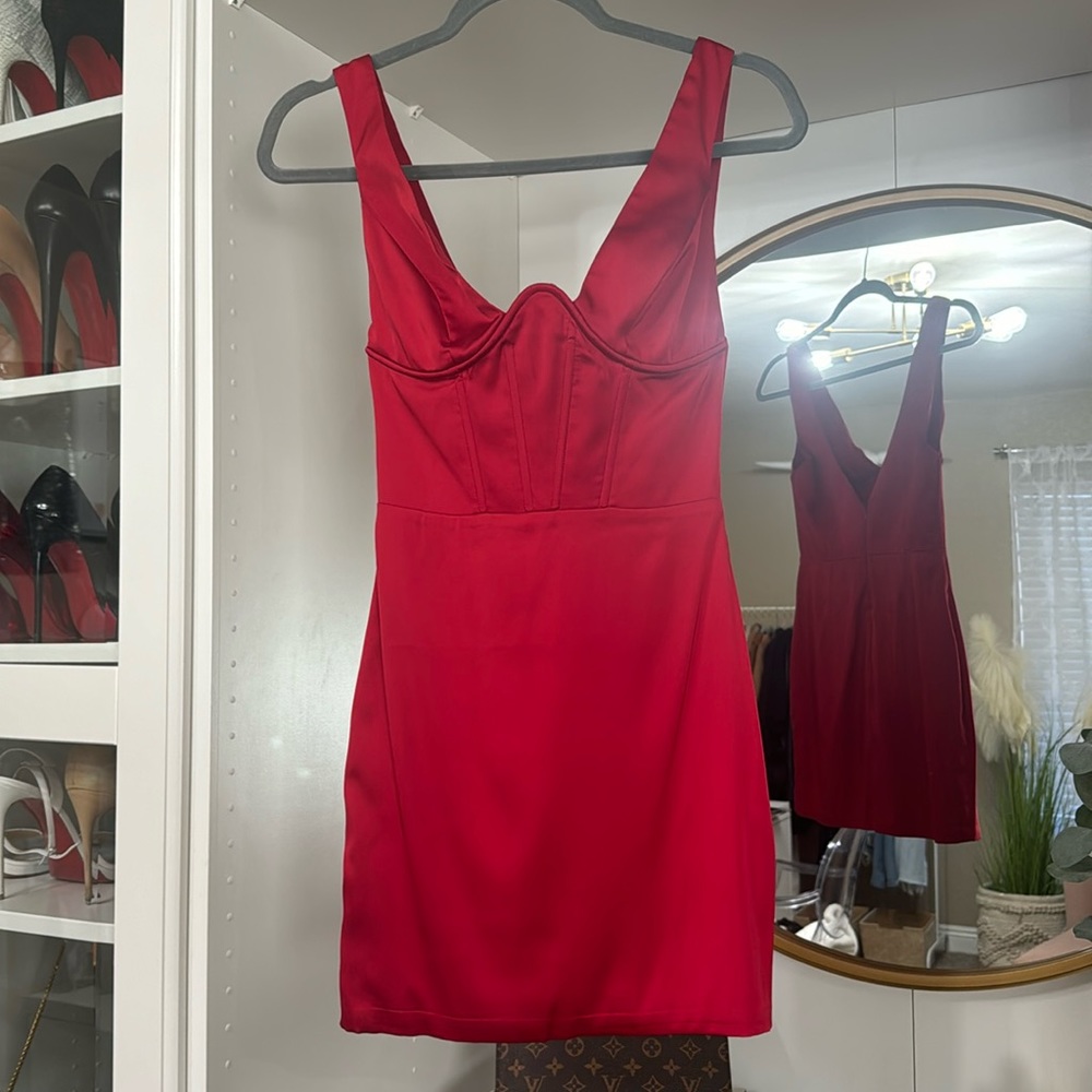 Beautiful Red Oh Polly Dress SZ US 4